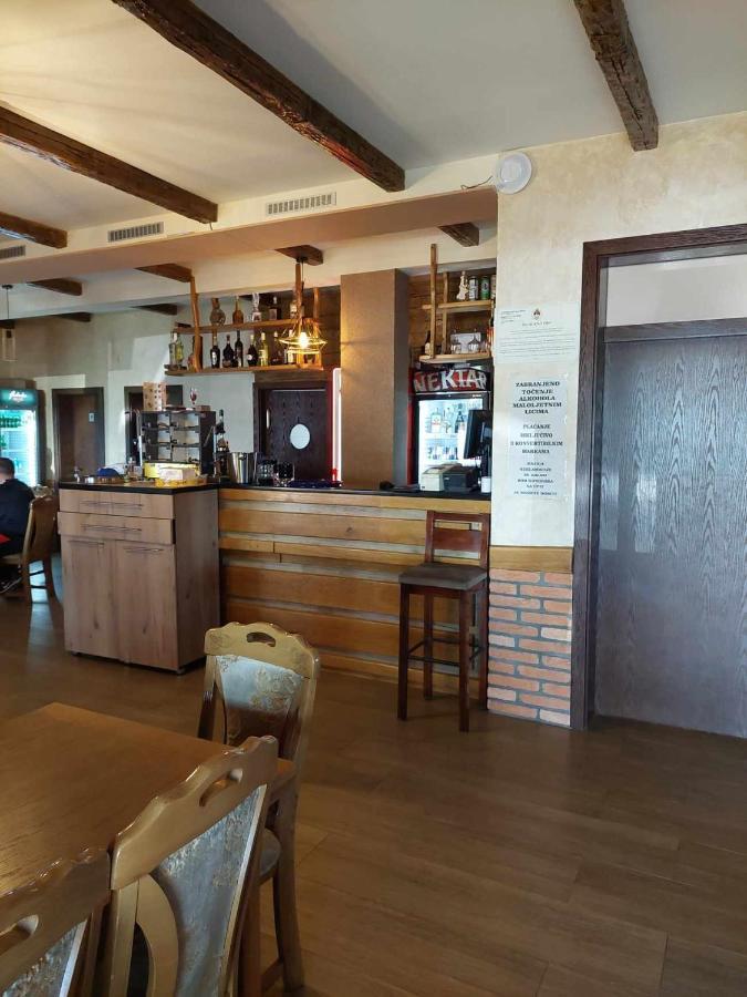 Готель Restoran Bmb Odzak Екстер'єр фото